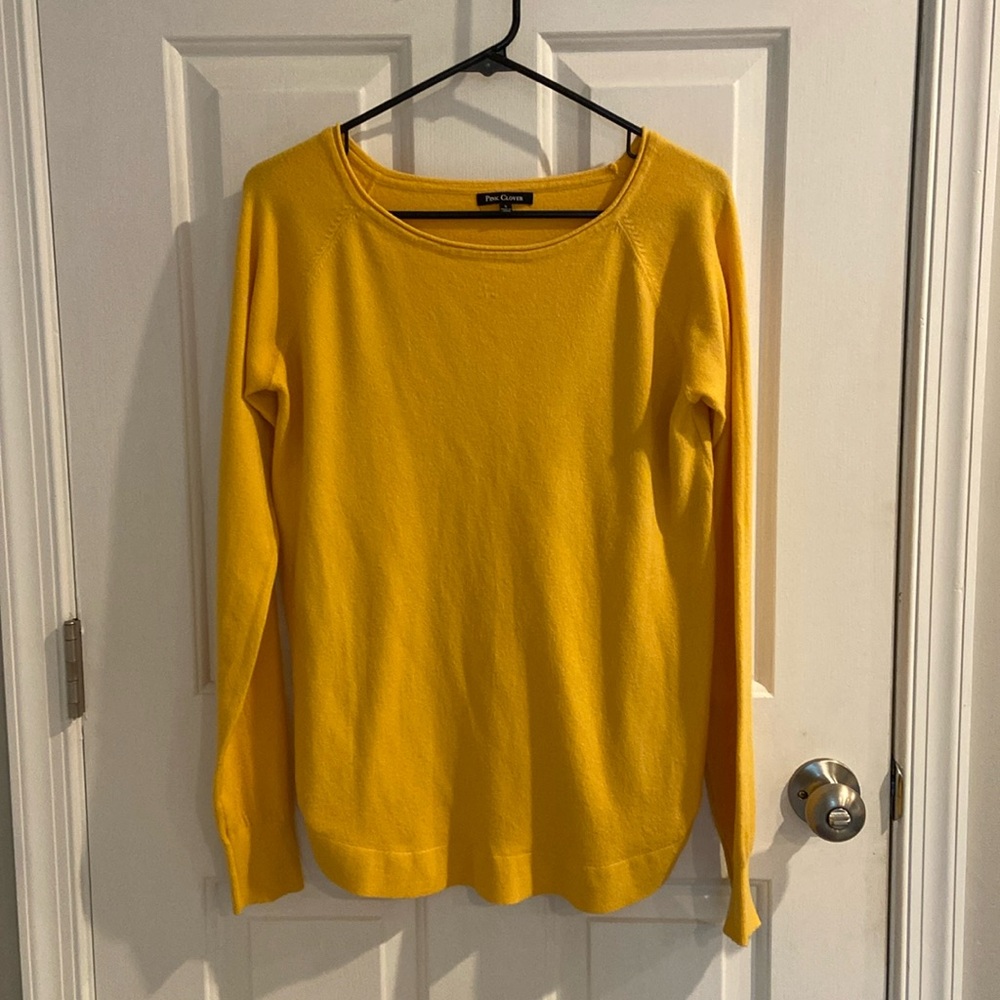 Pink Clover Yellow Lightweight Crewneck Sweater